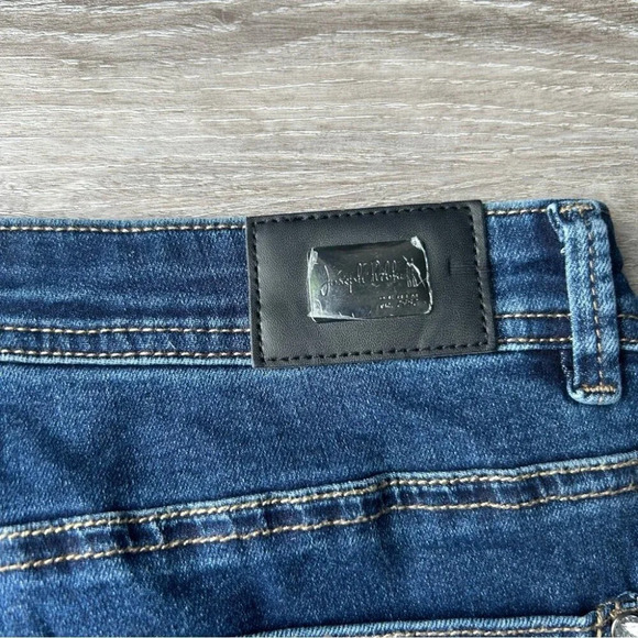 Joseph Ribkoff Paisley Embroidered Stretchy Skinny  Jeans - Picture 15 of 15